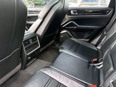 2021 Porsche Cayenne Base