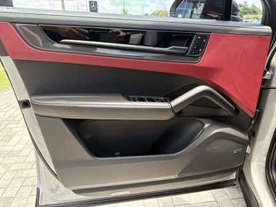 2024 Porsche Cayenne Turbo GT