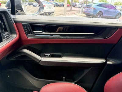 2024 Porsche Cayenne Turbo GT