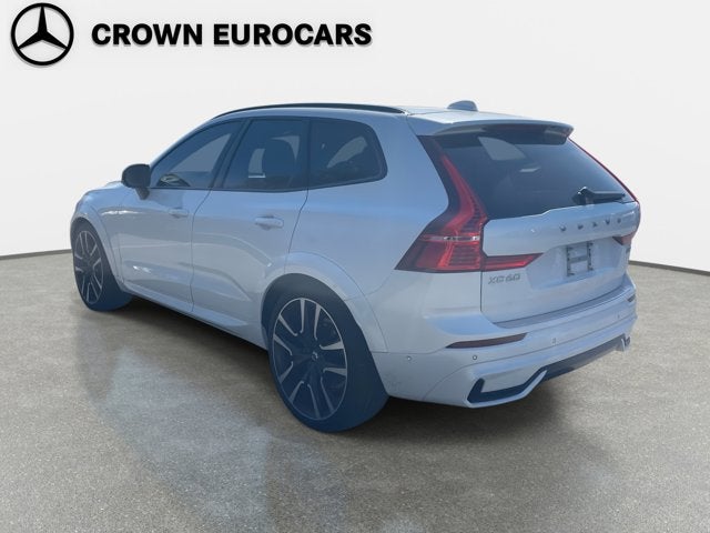 2024 Volvo XC60 B5 Ultimate Dark Theme