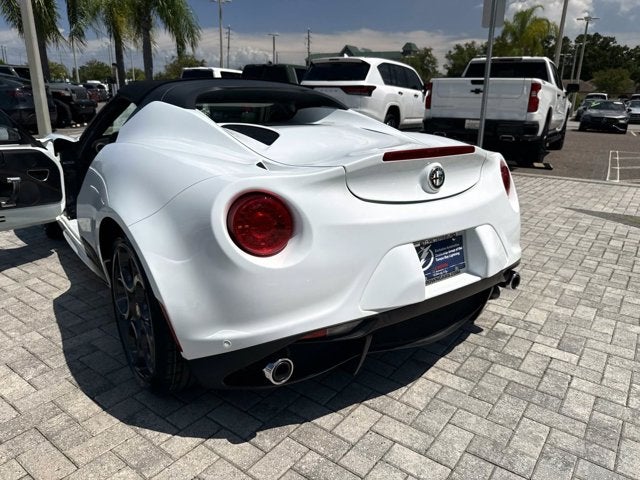 2016 Alfa Romeo 4C Base