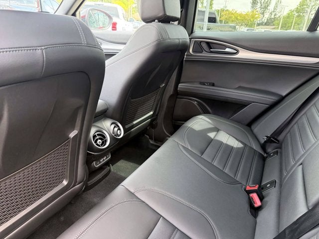 2024 Alfa Romeo Stelvio Veloce