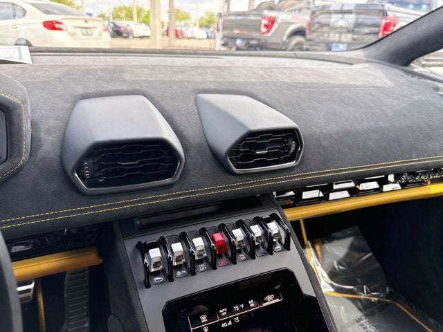 2024 Lamborghini Huracan Tecnica Base