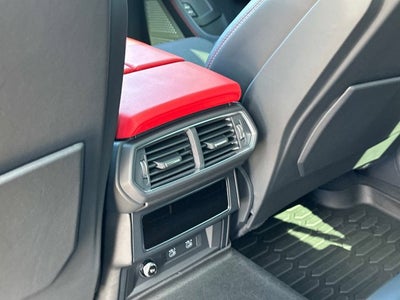 2022 Lamborghini Urus Base