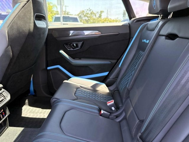 2024 Lamborghini Urus Performante
