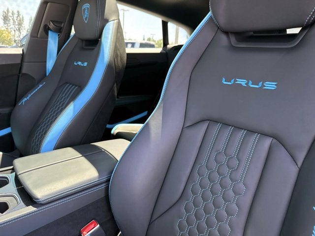 2024 Lamborghini Urus Performante