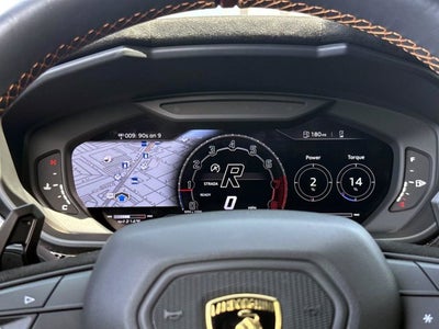 2023 Lamborghini Urus Performante