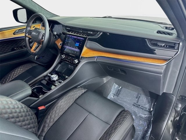 2024 Jeep Grand Cherokee L Summit