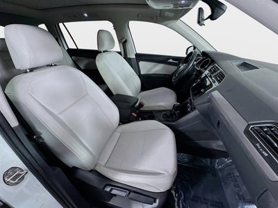2019 Volkswagen Tiguan 2.0T SE