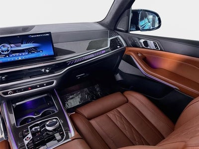 2025 BMW X7 M60i