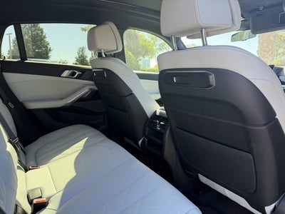 2024 BMW X6 xDrive40i