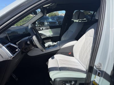 2024 BMW X6 xDrive40i