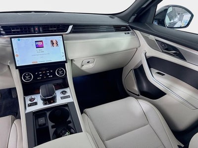 2026 Jaguar F-PACE P250 R-Dynamic S