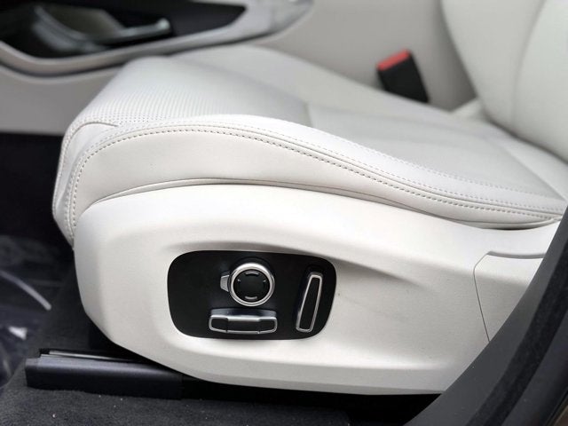 2026 Jaguar F-PACE P250 R-Dynamic S