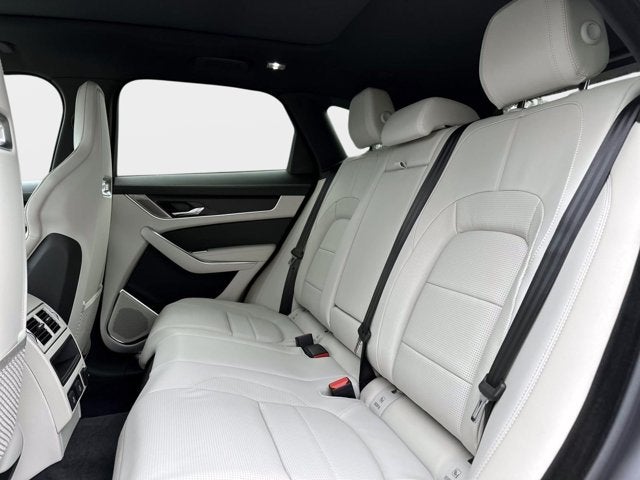 2026 Jaguar F-PACE P250 R-Dynamic S