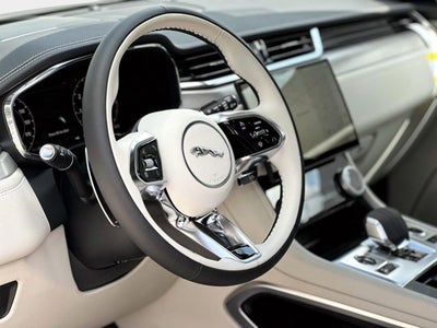 2026 Jaguar F-PACE P400 R-Dynamic S