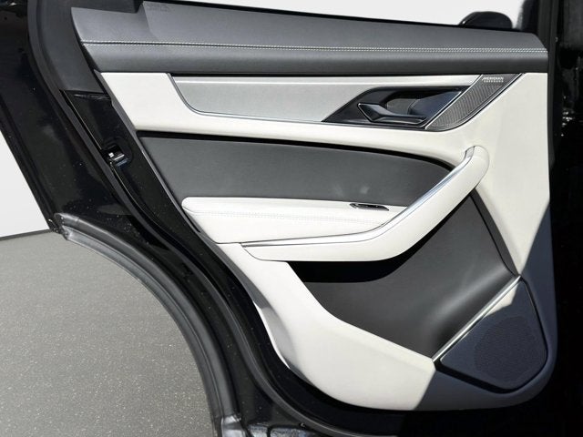 2026 Jaguar F-PACE P400 R-Dynamic S