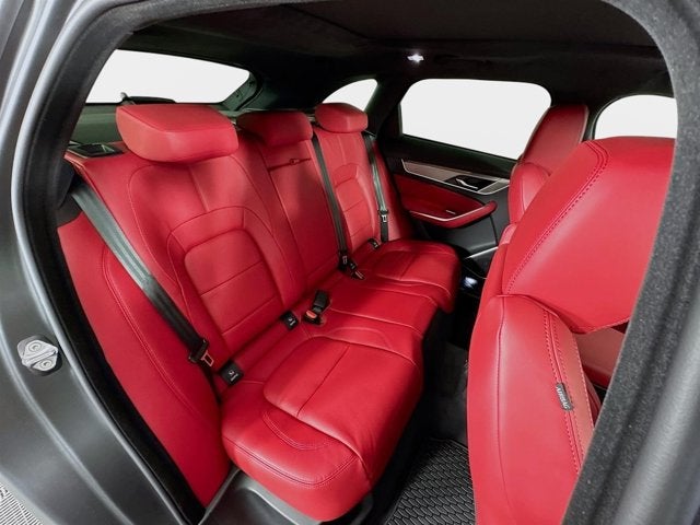 2026 Jaguar F-PACE P400 R-Dynamic S