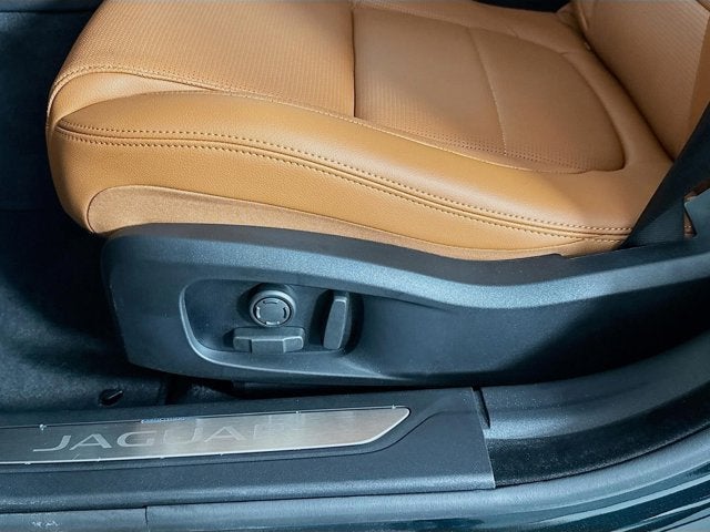 2024 Jaguar XF R-Dynamic SE