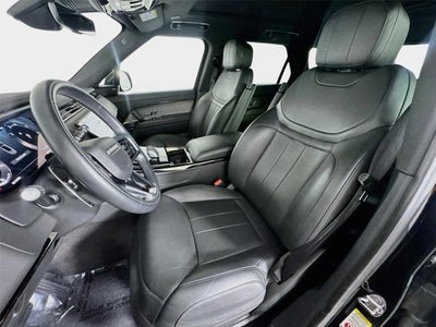 2025 Land Rover Range Rover Sport SE