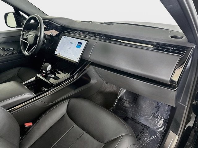 2025 Land Rover Range Rover Sport SE
