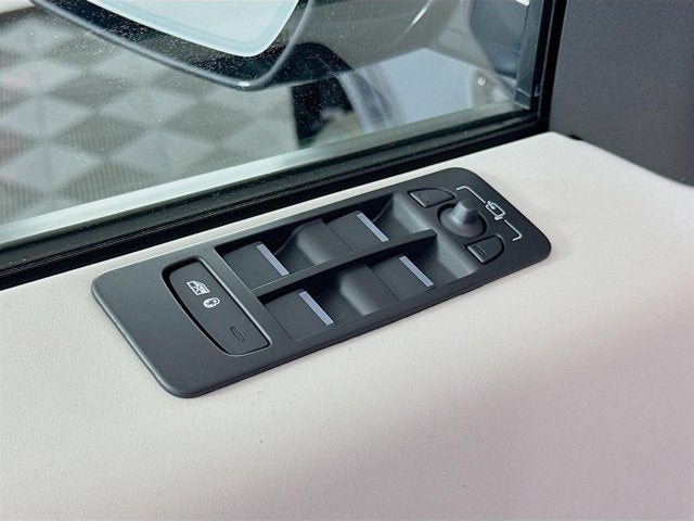 2025 Land Rover Discovery Sport S