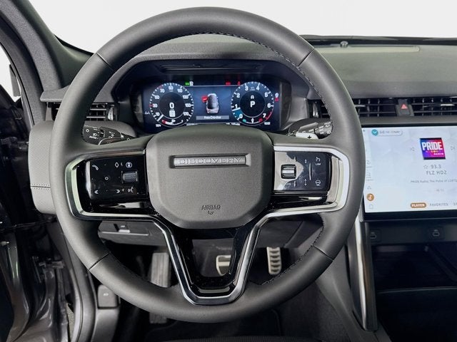 2026 Land Rover Discovery Sport Landmark