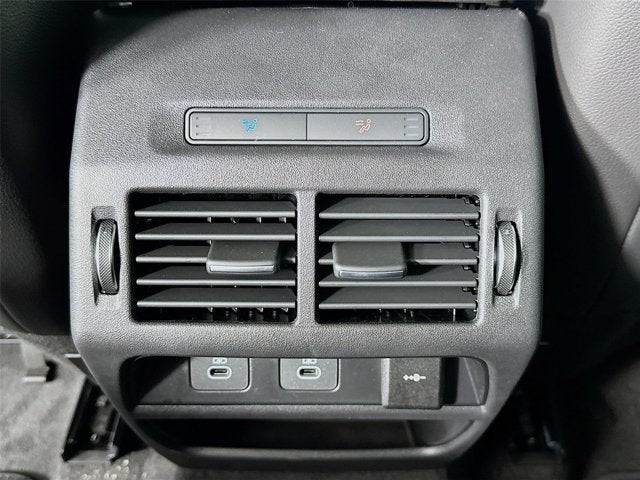 2026 Land Rover Discovery Sport Landmark