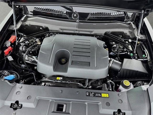 2026 Land Rover Defender 110 X-Dynamic SE