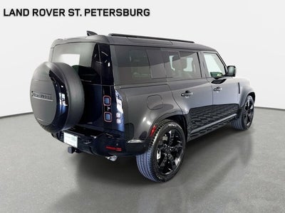 2026 Land Rover Defender 110 X-Dynamic SE