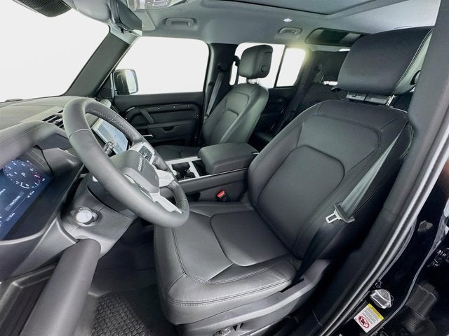 2026 Land Rover Defender 110 X-Dynamic SE