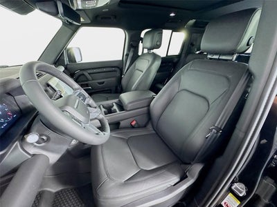 2026 Land Rover Defender 110 X-Dynamic SE