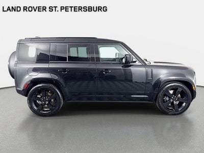 2026 Land Rover Defender 110 X-Dynamic SE