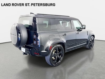2026 Land Rover Defender 110 X-Dynamic SE