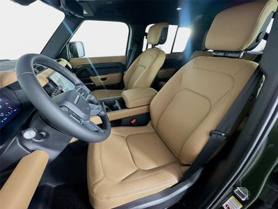 2026 Land Rover Defender 110 X-Dynamic SE