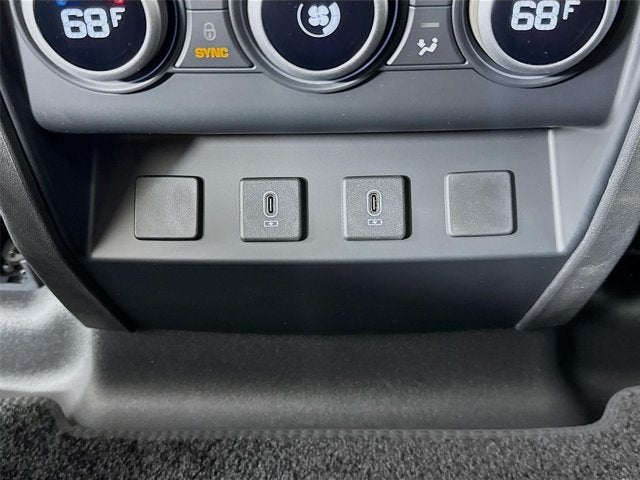 2026 Land Rover Defender 110 X-Dynamic SE