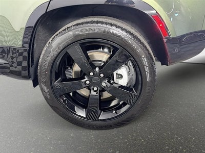 2026 Land Rover Defender 110 X-Dynamic SE