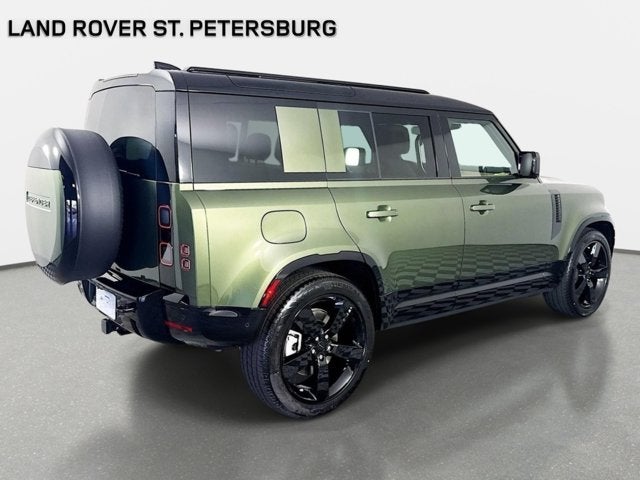 2026 Land Rover Defender 110 X-Dynamic SE