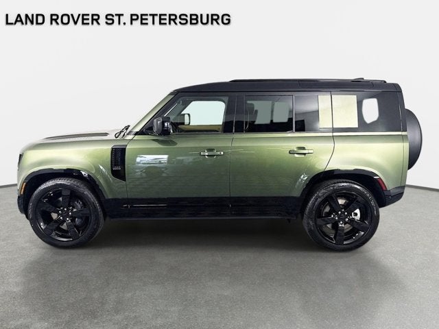 2026 Land Rover Defender 110 X-Dynamic SE