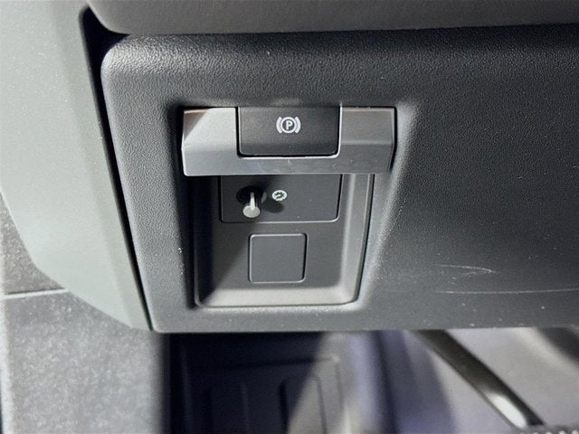 2026 Land Rover Defender 110 X-Dynamic SE