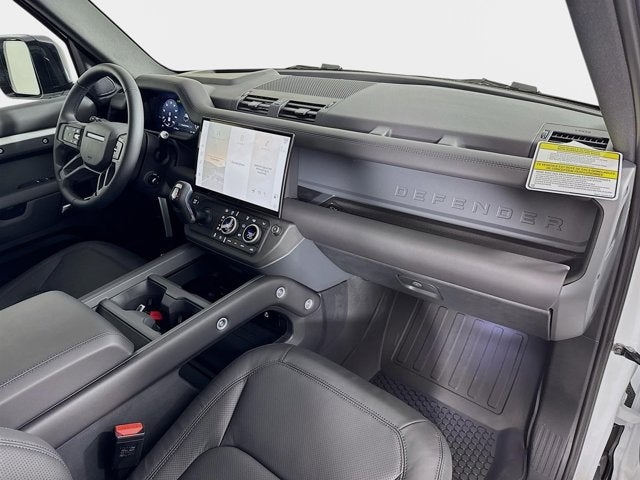 2026 Land Rover Defender 110 X-Dynamic SE