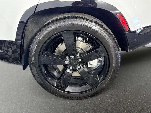 2026 Land Rover Defender 110 X-Dynamic SE