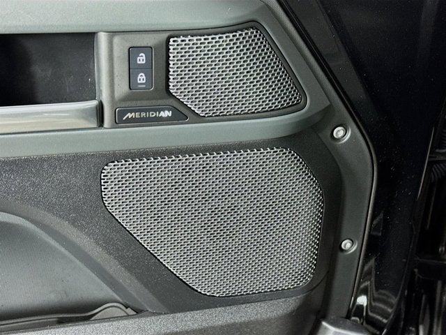 2024 Land Rover Defender 110 X-Dynamic SE