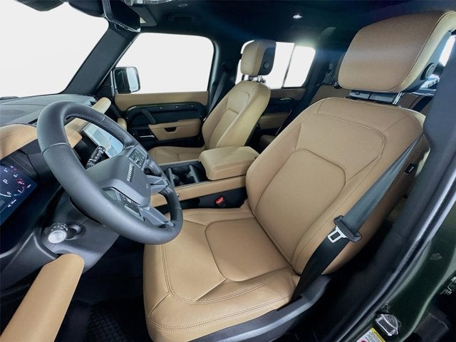 2026 Land Rover Defender 110 X-Dynamic SE
