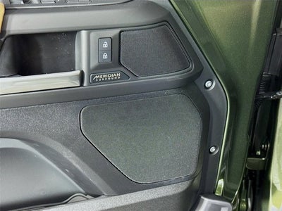 2026 Land Rover Defender 110 X-Dynamic SE
