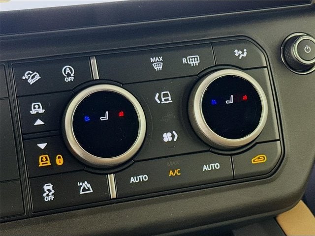2026 Land Rover Defender 110 X-Dynamic SE