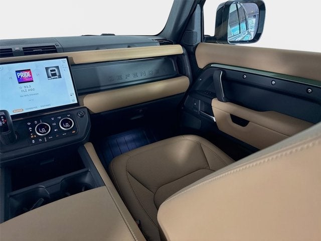2026 Land Rover Defender 110 X-Dynamic SE