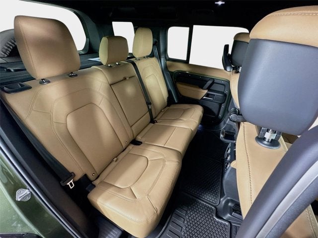 2026 Land Rover Defender 110 X-Dynamic SE
