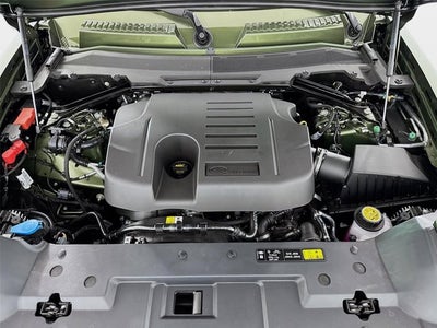 2026 Land Rover Defender 110 X-Dynamic SE