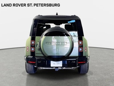 2026 Land Rover Defender 110 X-Dynamic SE